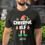 Camiseta Divertido Alegre Navidades de elfo divertidos nomb<br><div class="desc">Esta divertida e irónica camiseta de elfo, que forma parte de una colección de prendas de vestir de elfos familiares a juego con regalos para cada miembro de la familia, te ayudará a meterte en el espíritu de las fiestas. Perfecto para cualquier reunión familiar de Navidades, esta divertida camiseta tiene...</div>