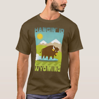 Camiseta Divertido búfalo de Wyoming montañas colgando 10 s