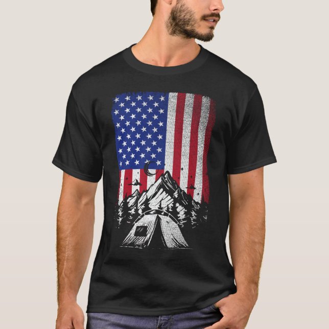 Camiseta Divertido camping senderismo por la bandera estado (Anverso)