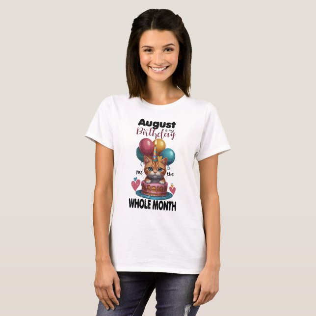 Camiseta Divertido cumpleaños de agosto diciendo (Anverso completo)