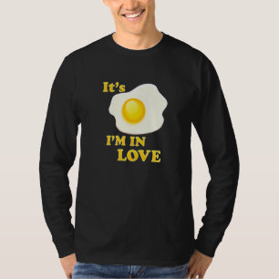 Camiseta Divertido, es Huevo frito. Me Enamoran los amantes