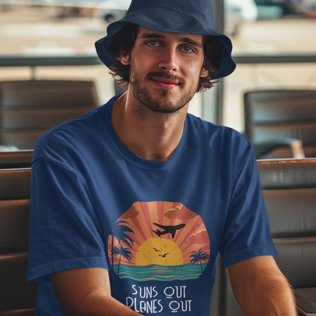 Camiseta Divertido espectáculo piloto retro "Suns Out Plane (Subido por el creador)