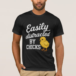 Camiseta Divertido "Fácilmente Distraído Por Pollitas" Humo