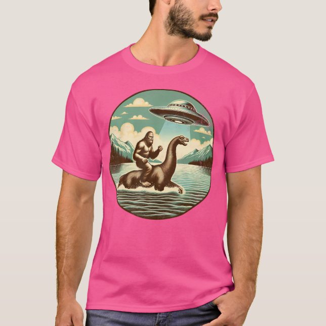 Camiseta Divertido Monstruo Del Loch Ness. Bigfoo (Anverso)