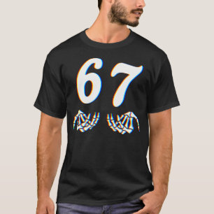 Camiseta Divertido Seis Siete 6 7 Meme 67 Mano de Esqueleto