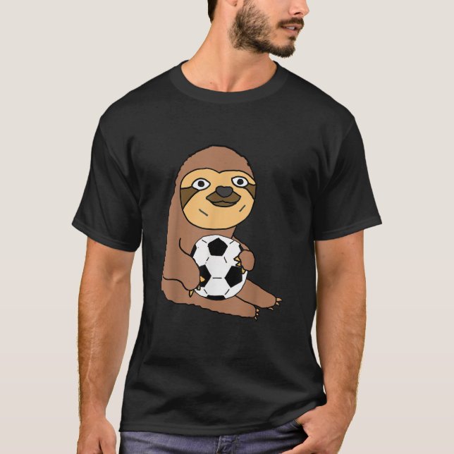 Camiseta Divertido Sloth Jugando Fútbol (Anverso)