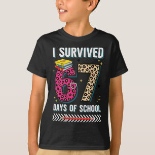 Camiseta Divertido Sobreviví 67 Días Escuela Profesor Leopa