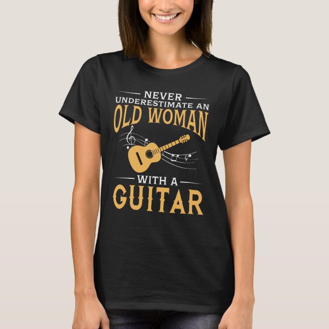 Camiseta Divertido una mujer mayor con una guitarra (Anverso)