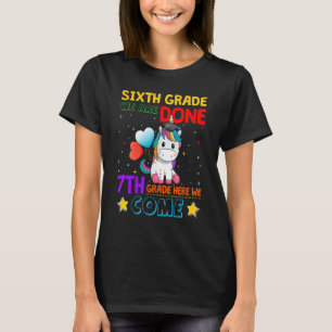 Camiseta Divertido Unicornio Sexto Grado Aquí Estamos Termi