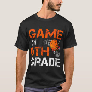 Camiseta Divertidos Juegos En El Sexto Grado De Baloncesto