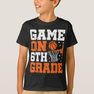 Camiseta Divertidos Juegos En El Sexto Grado De Baloncesto 