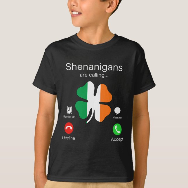 Camiseta Divertidos Shenanigans llaman irlandeses a Día de  (Anverso)