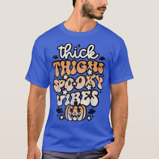 Camiseta Divertidos Thick Thighs Y Spooky Vibes Halloween 1