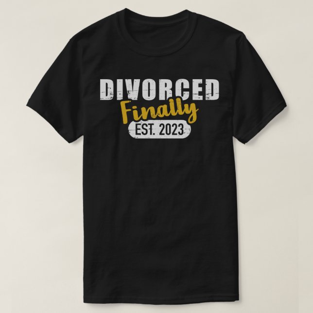 Camiseta Divorcio 2023 finalmente divorciado (Diseño del anverso)