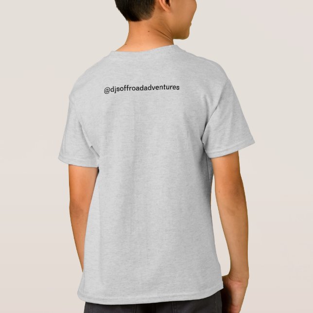 Camiseta DJ's Off-Road Adventures: DJ enfrenta su miedo (Reverso)