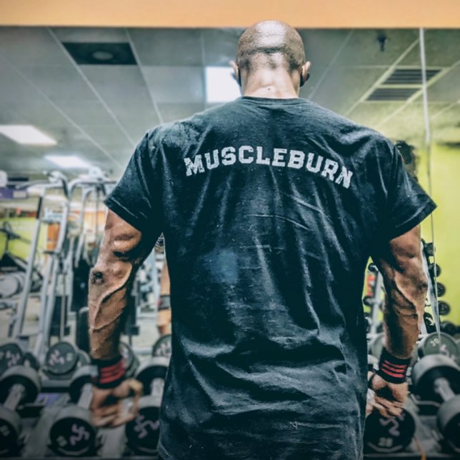 Camiseta DMC MuscleBurn Tees Esenciales (Subido por el creador)