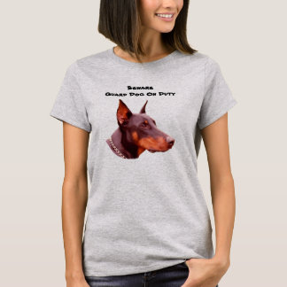 Camiseta Doberman Pinscher Beware Funny T-Shirt
