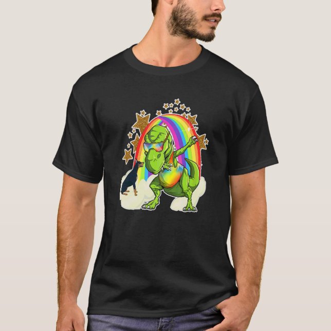 Camiseta Doberman Pinscher Cabalga Nube de Arcoíris Junto a (Anverso)