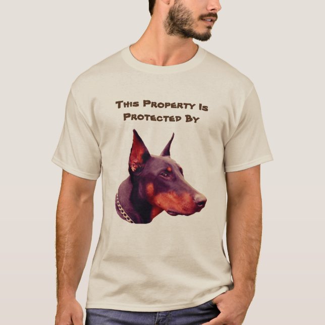 Camiseta Doberman Pinscher Protegido Por Gracioso (Anverso)
