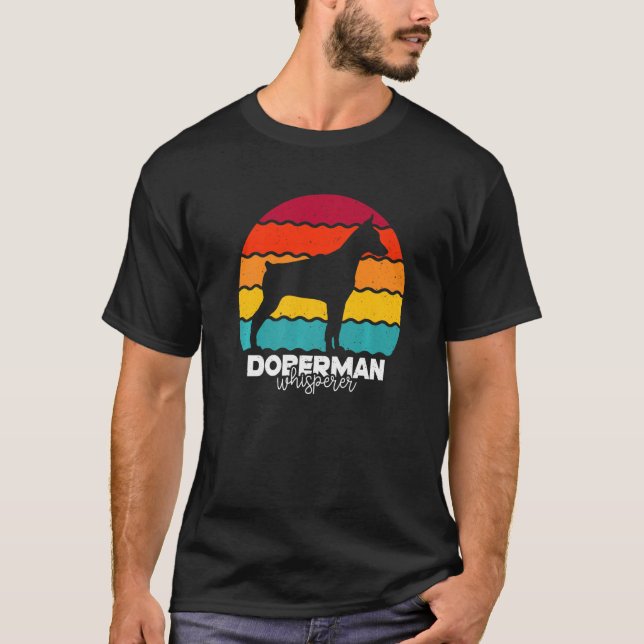 Camiseta Doberman Whisperer Retro Vintage Premium (Anverso)
