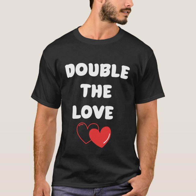Camiseta Doble amor a mamá embarazada de San Valentín (Anverso)