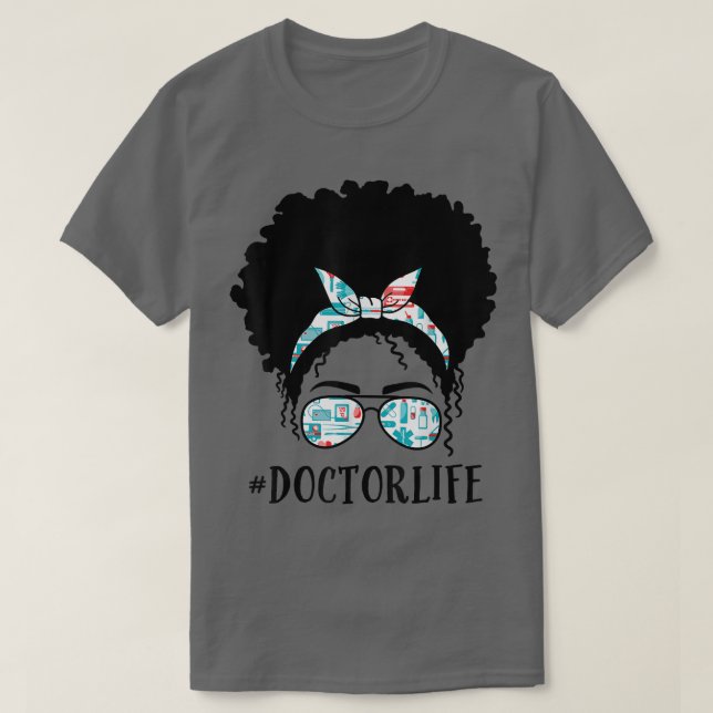 Camiseta Doctor Black Afro Messy Bun Crew African American  (Diseño del anverso)
