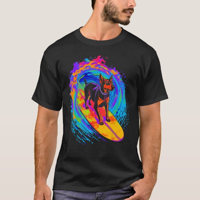 Camiseta Dog Doberman Pinscher Surfing (Anverso)