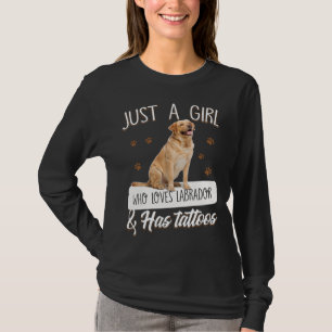 Camiseta Dog Lover   Sólo Un Chica que ama los tatuajes del