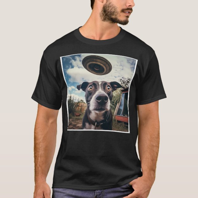 Camiseta Dog Selfie with UFOs Alien Extraterrestrial UFO Be (Anverso)