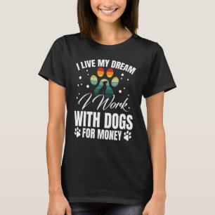 Camiseta Doggie Day Care Service Essentials Dog Daycare Wor