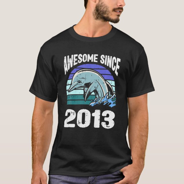 Camiseta Dolphin Awesome Since 2013 9Th Birthday 9 Years Ol (Anverso)