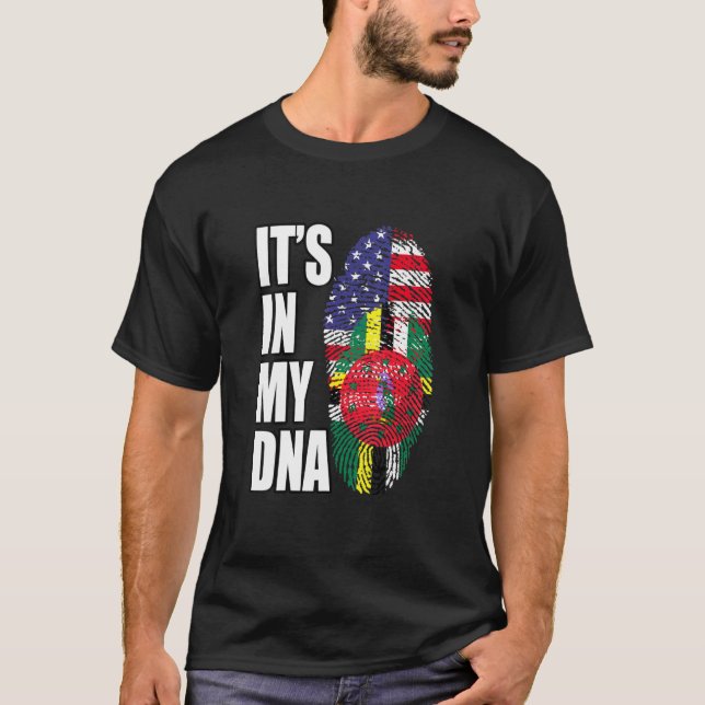 Camiseta Dominica Y El Patrimonio Americano De La Bandera D (Anverso)