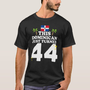 Camiseta Dominicano de 44 años