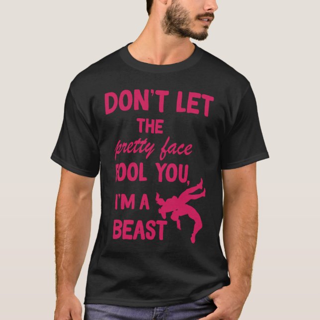Camiseta don't let the pretty face fool you wrestling girls (Anverso)