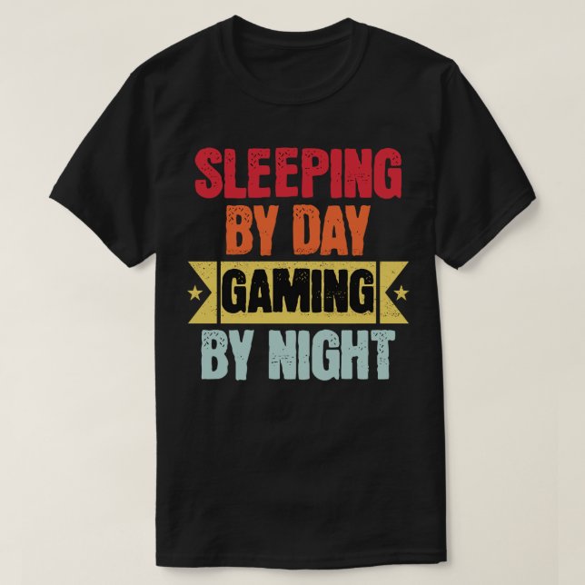 Camiseta Dormido jugando día a día por noche (Diseño del anverso)