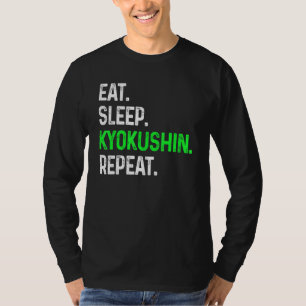 Camiseta Dormir Kyokushushin repite combate de artes marcia