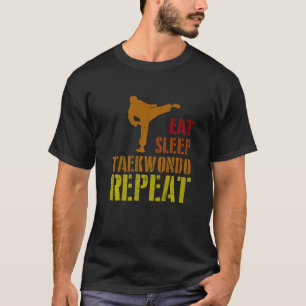 Camiseta Dormir Taekwondo Repetir diseños de Karate