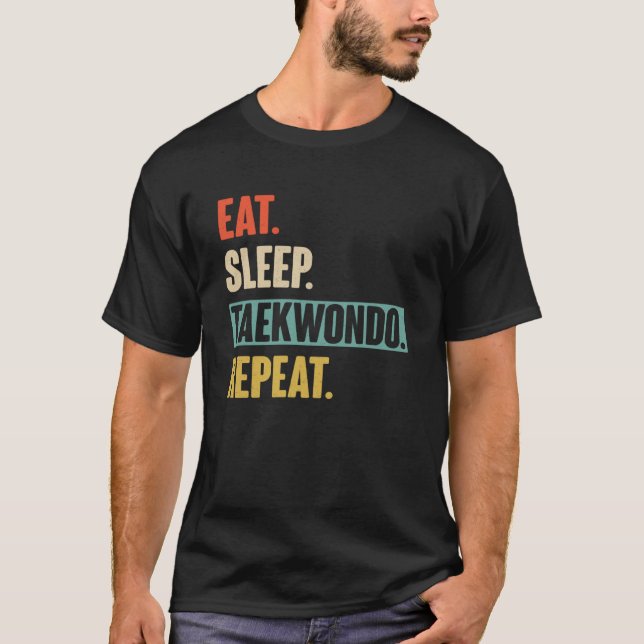 Camiseta Dormir Taekwondo Repetir Taekwon retro (Anverso)