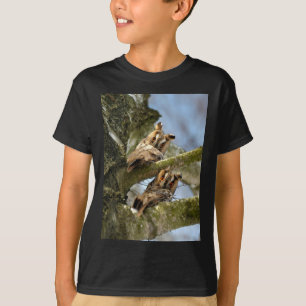 Camiseta Dos búhos en el bosque, aves, vida silvestre