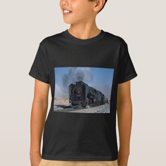 Camiseta Dos QJ en la carga a Hexipu, China del noroeste
