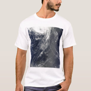 Camiseta Dos tormentas potentes atraviesan el Océano