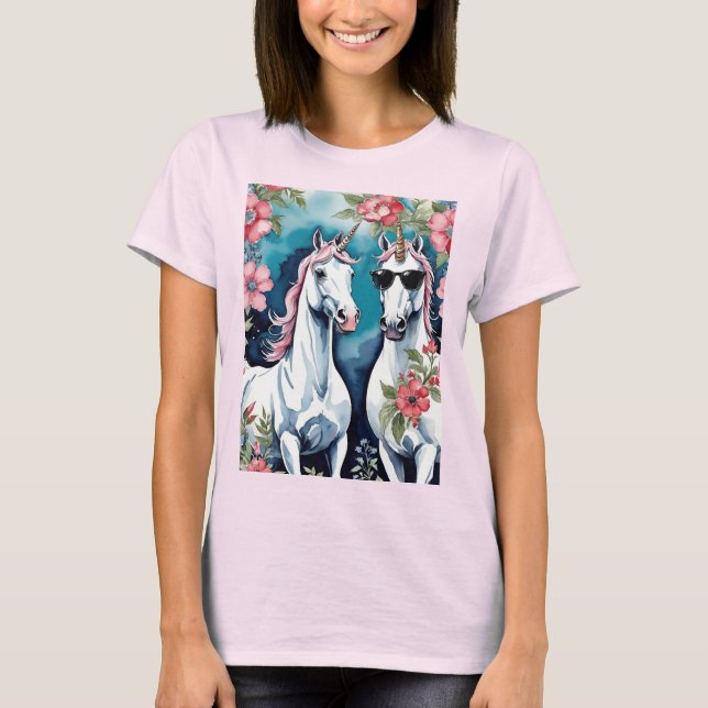 Camiseta Dos unicornios divertidos con flores rosas (Anverso)