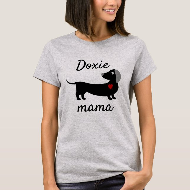 Camiseta Doxie Mama Dachshund Corazón Rojo (Anverso)