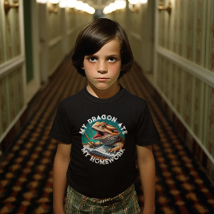Camiseta Dragon Ate Homework es gracioso