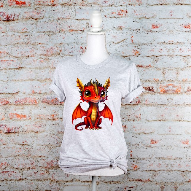Camiseta Dragón Bebé Rojo con Cuernos Dorados y Ojos Grande (Subido por el creador)