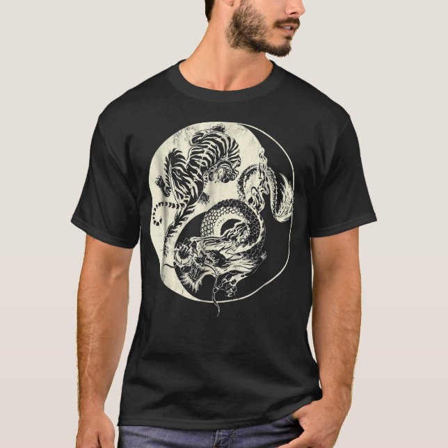Camiseta Dragón Con El Tatuaje Del Tigre YIN Y La Lucha De  (Anverso)