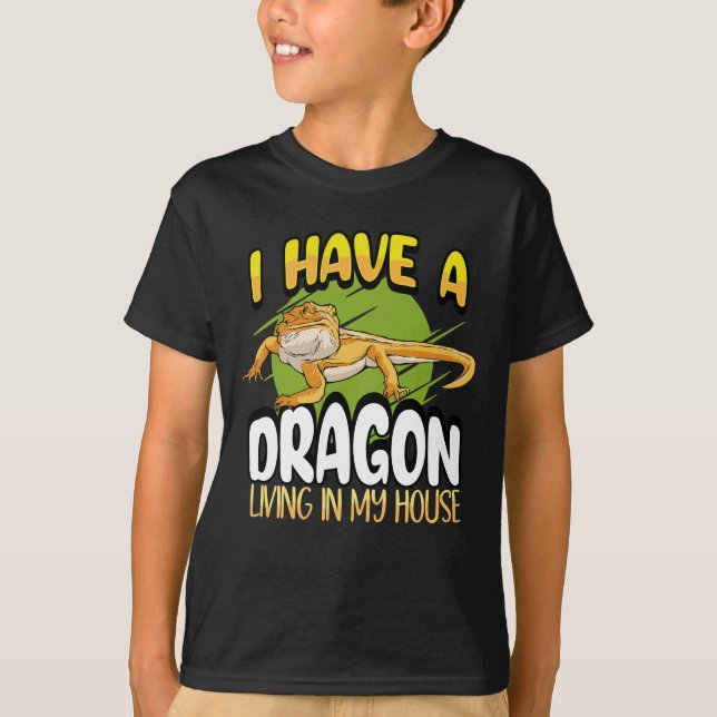 Camiseta Dragón De Cabeza Tengo Un Dragón Viviendo En Mi Ca (Anverso)
