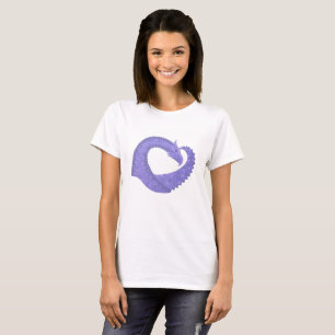 Camiseta dragón de corazón pervinca sobre blanco