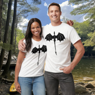 Camiseta Dragón de vuelo tribal negro Fantasía blanco