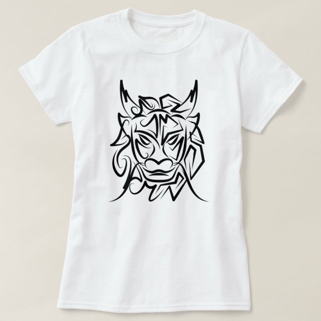 Camiseta Dragón tribal blanco y negro (Diseño del anverso)